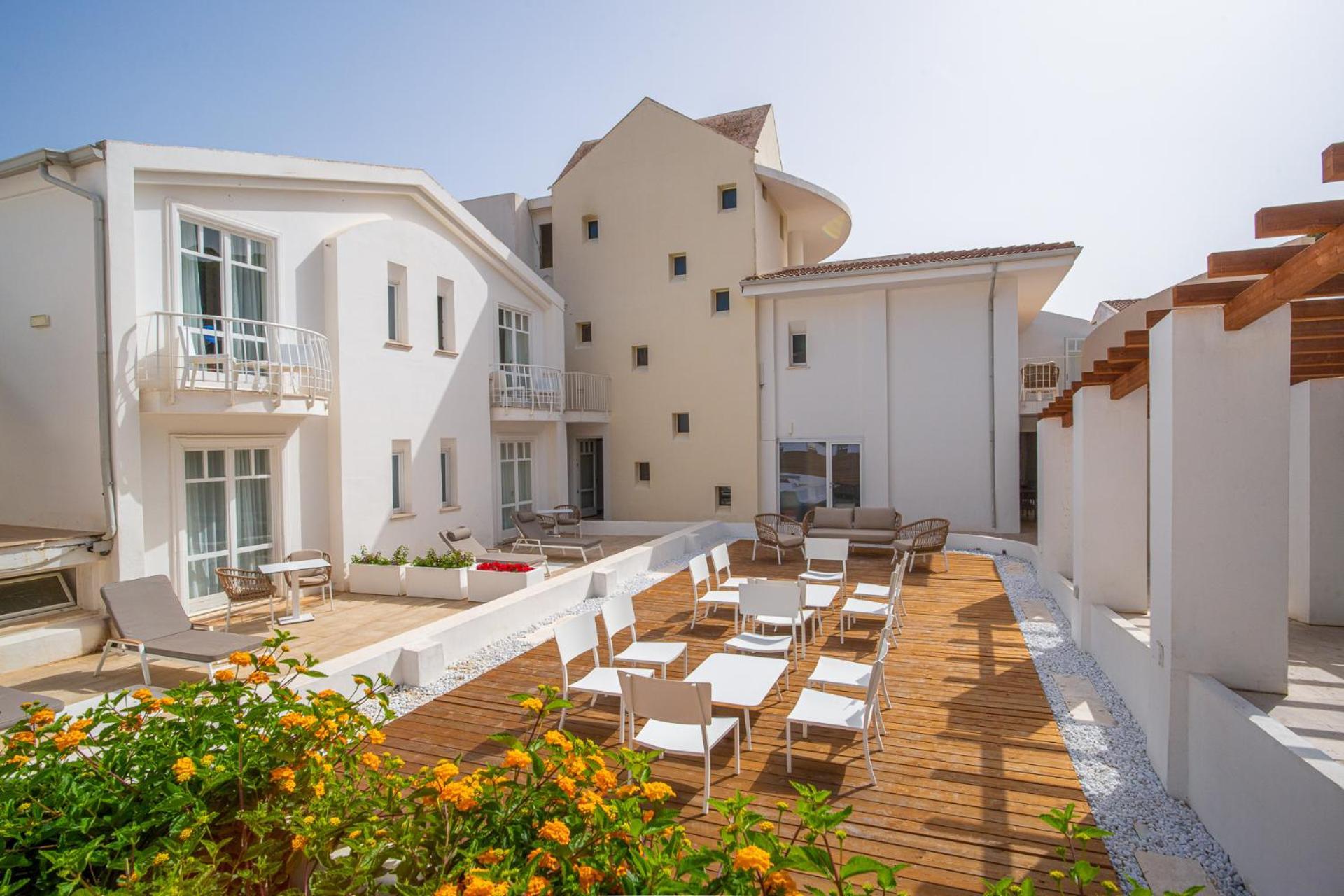 Felix Hotels - Hotel La Coluccia Santa Teresa Gallura Exteriör bild