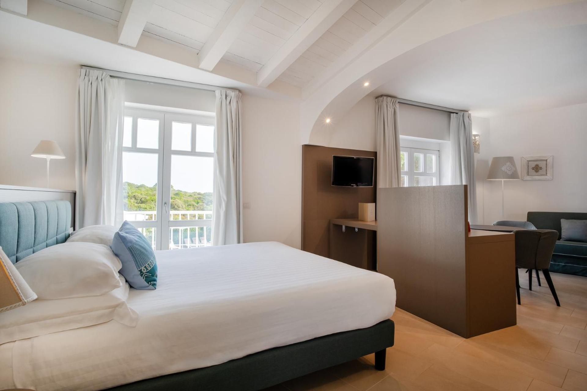 Felix Hotels - Hotel La Coluccia Santa Teresa Gallura Exteriör bild
