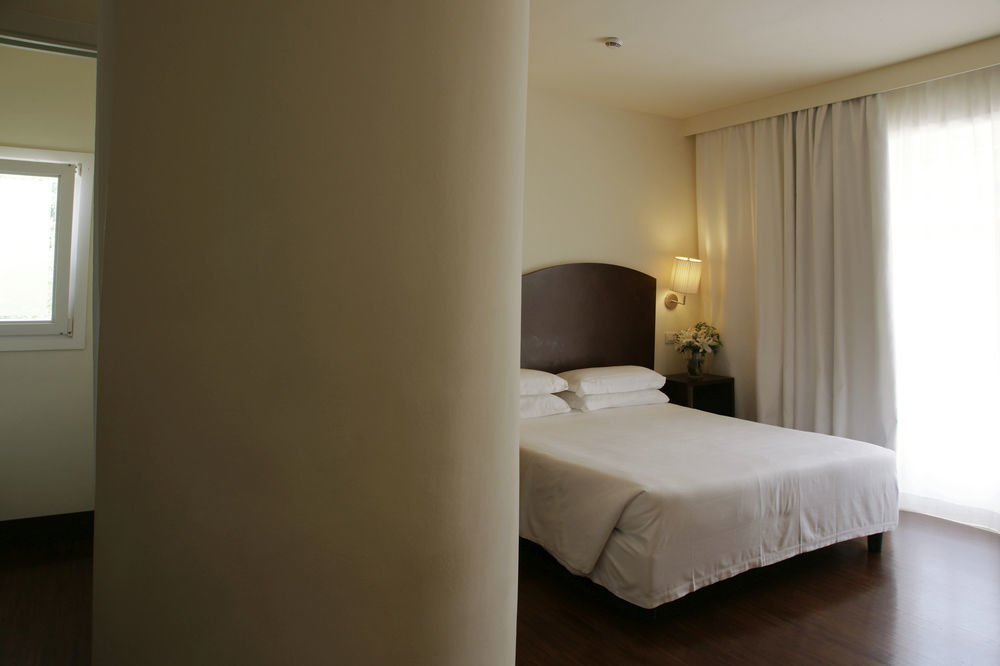 Felix Hotels - Hotel La Coluccia Santa Teresa Gallura Exteriör bild